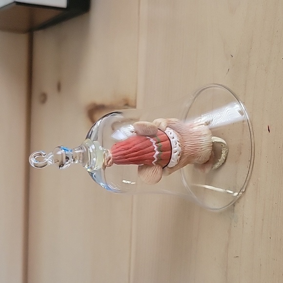 Hallmark Vintage "Mouse in Bell" Keepsake Ornament - Picture 3 of 5